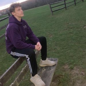 Meet your Posher, Gavin